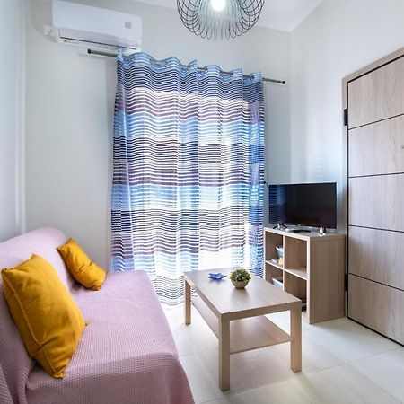 Joyfull Apartment In Piraeus Luaran gambar