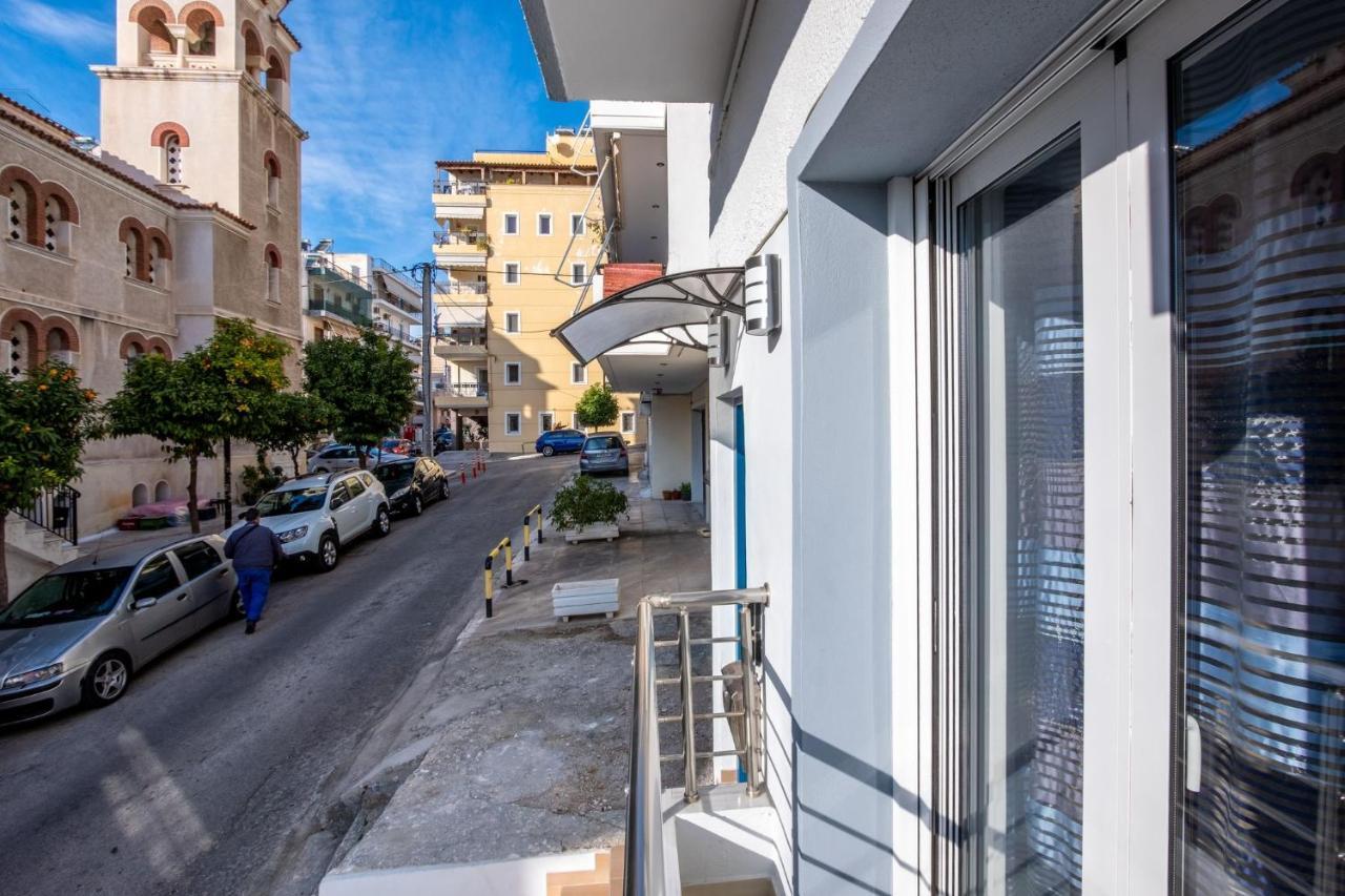 Joyfull Apartment In Piraeus Luaran gambar