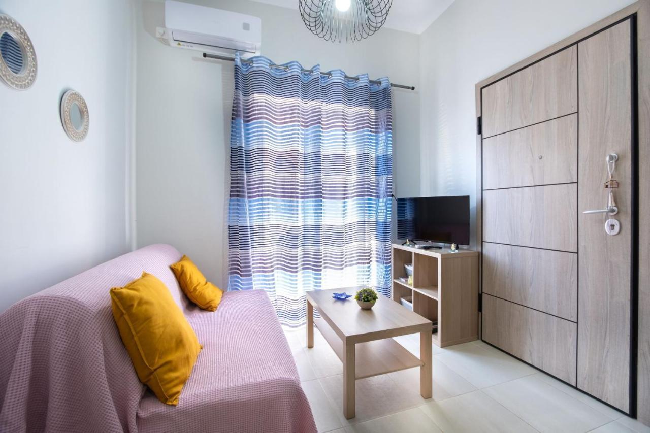 Joyfull Apartment In Piraeus Luaran gambar